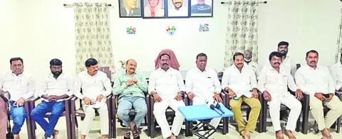 వ్యక్తిగత విమర్శలు తగవు 