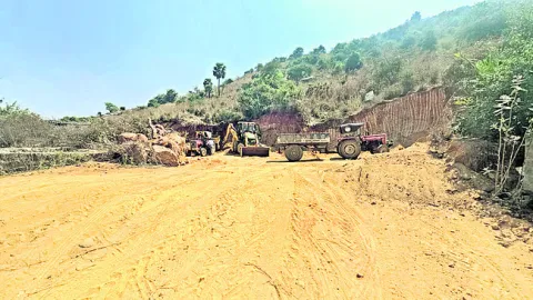 అందరికీ వాటాలిస్తున్నాం.. 