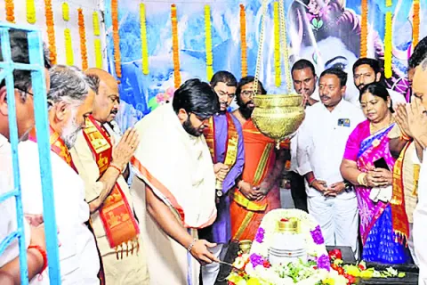 కల్యాణపులోవ జాతరకు పోటెత్తిన భక్తులు 