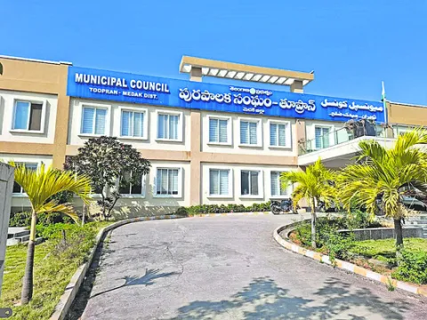 చైర్మన్‌ గిరిపై పీటముడి