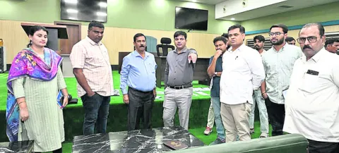 ● 11 గంటలకు ప్రత్యేక సమావేశం ● 12.30 గంటలకు మేయర్‌ ఎన్న