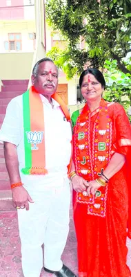 ఒకరు కాకపోతే మరొకరు.. 