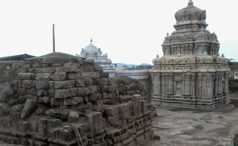 Lock on Appikonda Shiva Temple Leaves Devotees Disheartened