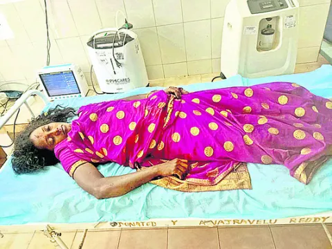 రోడ్డు ప్రమాదంలో మహిళ మృతి 
