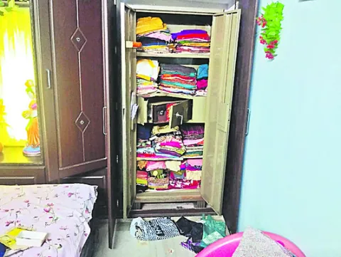 రామవరప్పాడులో దొంగల బీభత్సం