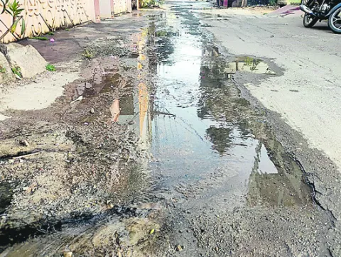 ‘గజ్వేల్‌’లో పెండింగ్‌ పనులే అధికం 