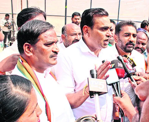 ఎమ్మెల్యే.. సభ్యులను కొనాలని చూశారు