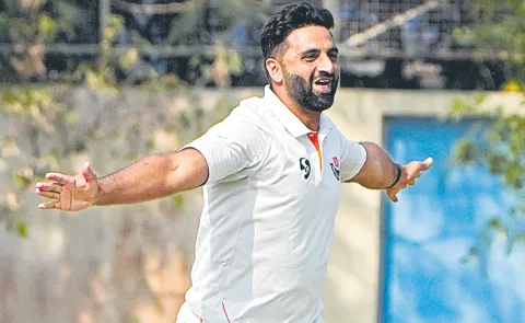 Jammu and Kashmir needs another 83 runs to qualify for the title fight6