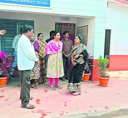 రూ.1.17 కోట్లతో అంగన్‌వాడీ భవనాలు 