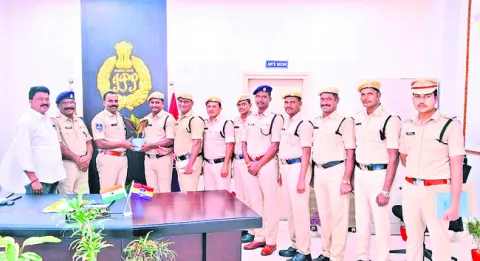 అంకితభావంతో పనిచేస్తేనే గుర్తింపు