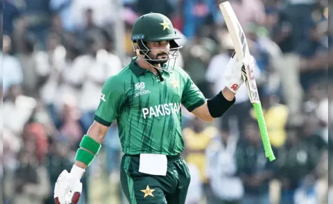 Kamaal Hai: Irfan PathanTrolls Pak Sahibzada Farhan T20 WC Ton3