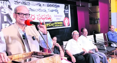 ‘సర్‌’తో మానవ హక్కుల ఉల్లంఘన
