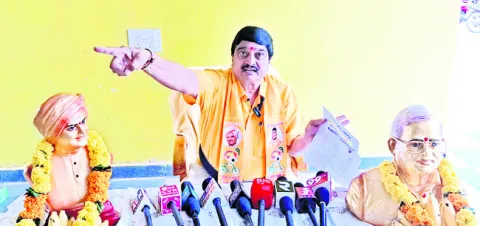 ఉండిలో రగులుతున్న దేశం 