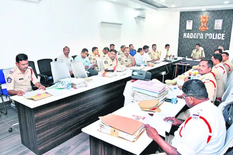 స్థానిక సంస్థల ఎన్నికలకు సన్నద్ధం