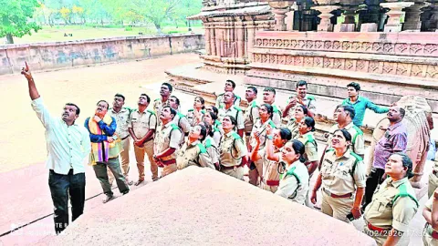 రామప్పలో అటవీశాఖ అధికారులు