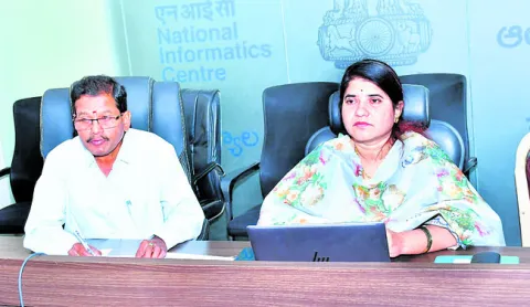 ఉగాది నాటికి ఇళ్ల నిర్మాణాలు పూర్తి చేయాలి