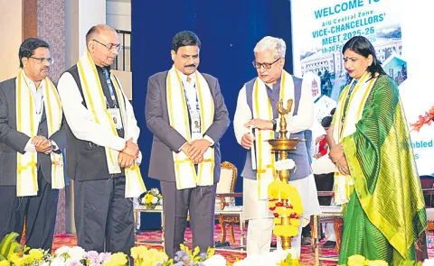 Governor Jishnu Dev Verma at AIU Central Zone VCs Conference