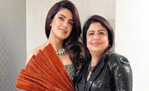 Priyanka Chopra recalls mom Madhu held a cab driver Neck in Delhi6