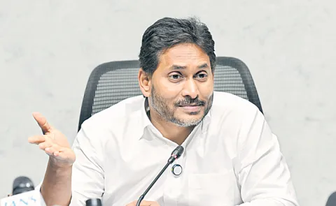 YS Jagan Mohan Reddy comments over super six promises