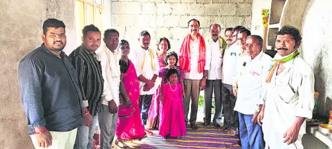 కాంగ్రెస్‌తోనే పేదల సొంతింటి కల సాధ్యం