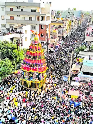 తొలిసారిగా నృసింహస్వామి రథోత్సవం రద్దు 
