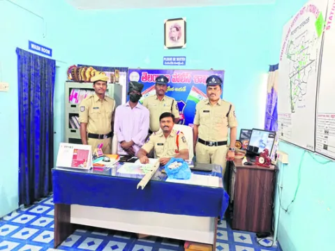 చోరీ కేసులో నిందితుడి అరెస్టు 