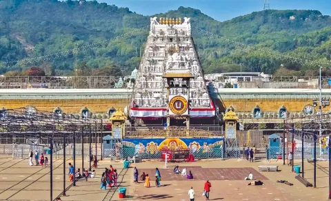 Crowd Of Devotees Increased In Tirumala