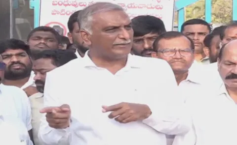 Harish Rao meets with the perpetrators in Sangareddy jail