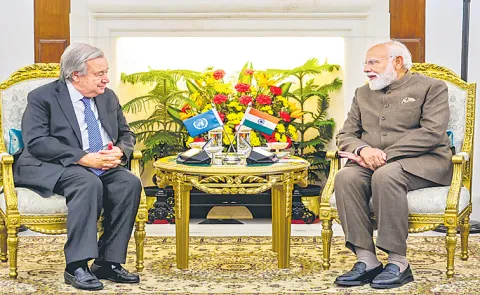 PM Narendra Modi Meets AI and Deeptech Startup CEOs