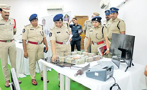 Two cricket betting operators arrested