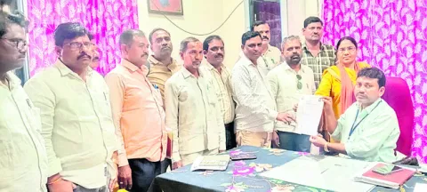 సీనియర్‌ లెక్చరర్లకు అవకాశమివ్వాలి
