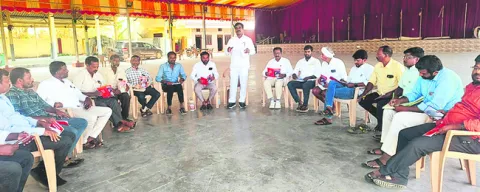 పోరాటాలతోనే ప్రజల్లో చైతన్యం 