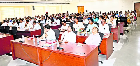 మొబైల్‌ యాప్‌ వినియోగంపై శిక్షణ 