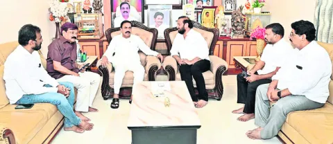 కాకాణితో ప్రసన్న భేటీ 