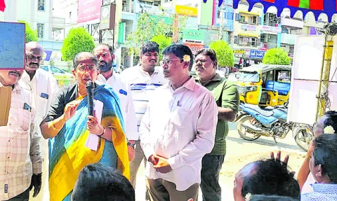 సొసైటీల రుణాలే  రైతులకు ఆధారం