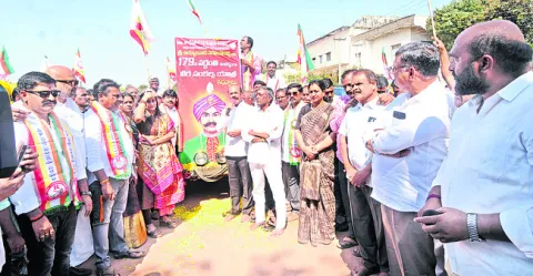 ఉయ్యాలవాడ పోరాటం అజరామరం