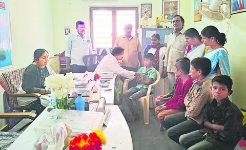 సరుకులు కల్తీ..