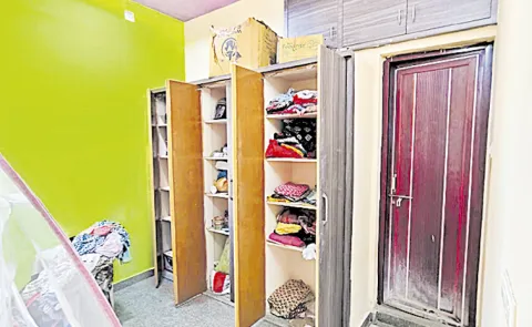 Thief Broke Into House And Robbed 35 Tola Gold