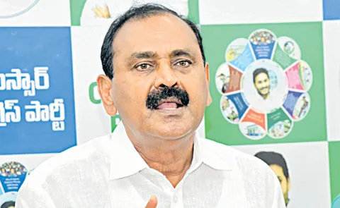 Bhumana Karunakar Reddy fires against CM Chandrababu Naidu
