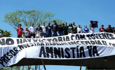 200 Venezuelan political prisoners launch hunger strike