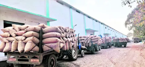 అమ్ముకోలేరు.. నిల్వ చేసుకోలేరు!