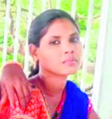 డెంగీతో అంగన్‌వాడీ టీచర్‌ మృతి