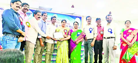 నిత్య జీవితంలో సైన్స్‌ను అన్వయించుకోవాలి