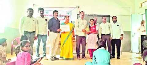 టాలెంట్‌ టెస్ట్‌లో విద్యార్థుల ప్రతిభ