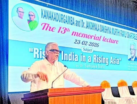 ప్రపంచ ఆర్థికాభివృద్ధికి భారత్‌, చైనా కీలకం 