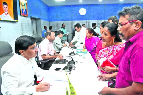 జీవీఎంసీ పీజీఆర్‌ఎస్‌కు 140 వినతులు 