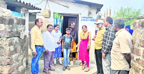 డెంగీ వ్యాధిపై అప్రమత్తంగా ఉండాలి