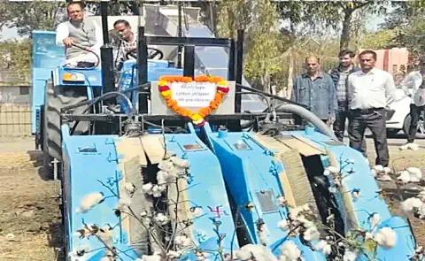 Sagubadi: Shivraj Singh Chouhan launches new cotton harvesting machine