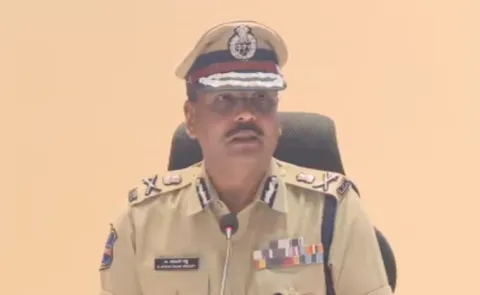 DGP Shivadhar Reddy Press Meet On Maoist Surrender