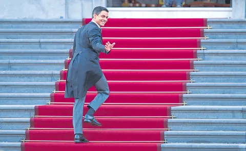 Rob Jetten becomes the Netherlands youngest prime minister13